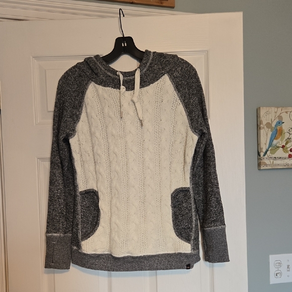 Energy Zone Studio Knit Sweater in Gray and Cream - Picture 3 of 4